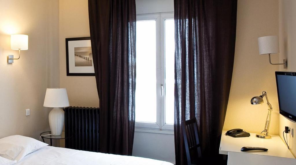 Hotel L'Etoile D'Or Chaumont  Pokoj fotografie